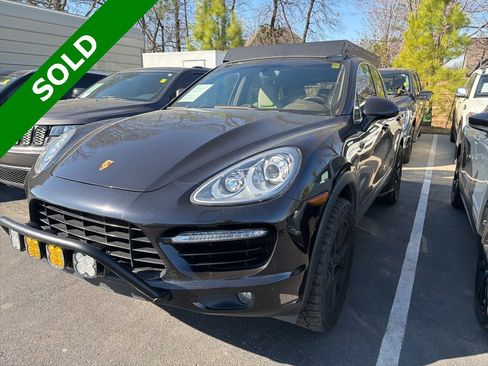 Used 2014 Porsche Cayenne Turbo S image 1