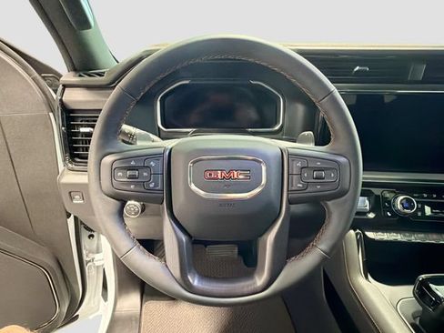 Used 2026 GMC Sierra 1500 AT4 w/ AT4 Premium Package AWD/4WD image 10