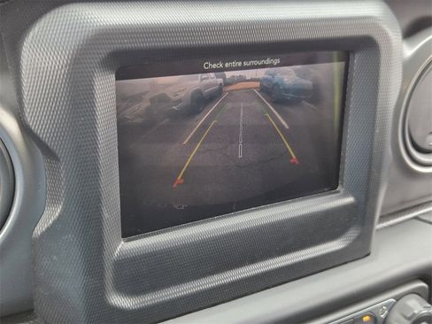 Used 2021 Jeep Wrangler Unlimited Sport image 20