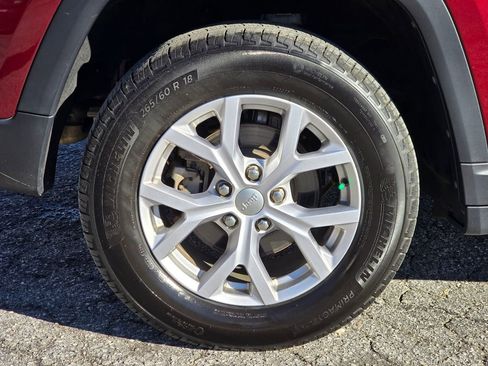 Used 2022 Jeep Grand Cherokee Limited w/ Trailer Tow Prep Group (B) AWD/4WD image 14
