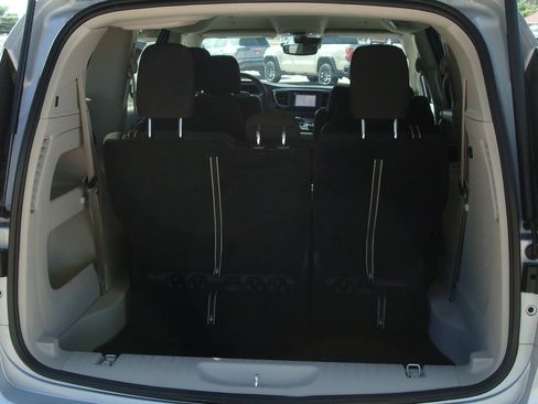 Used 2024 Chrysler Voyager LX FWD image 12