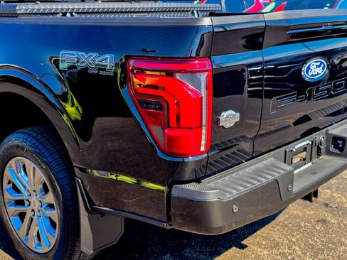 Used 2024 Ford F150 King Ranch w/ FX4 Off-Road Package image 19