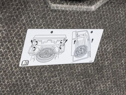 Used 2025 GMC Acadia Denali w/ LPO, Floor Liner Package image 26