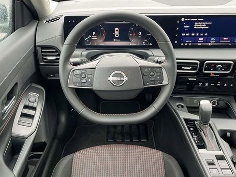 Used 2026 Nissan Sentra SR w/ Floor Mat Package FWD image 17