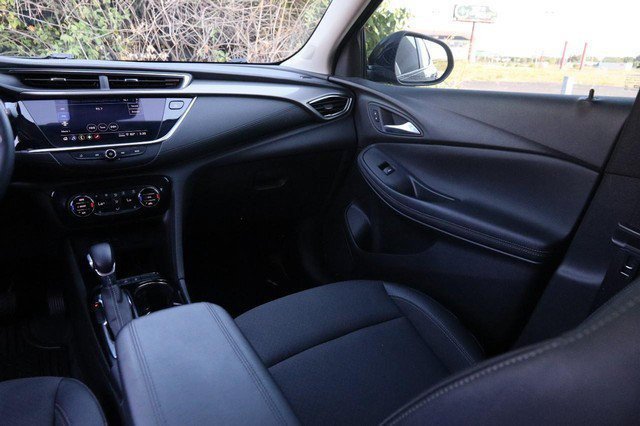 Used 2022 Buick Encore GX Select w/ Sport Touring Package FWD image 26