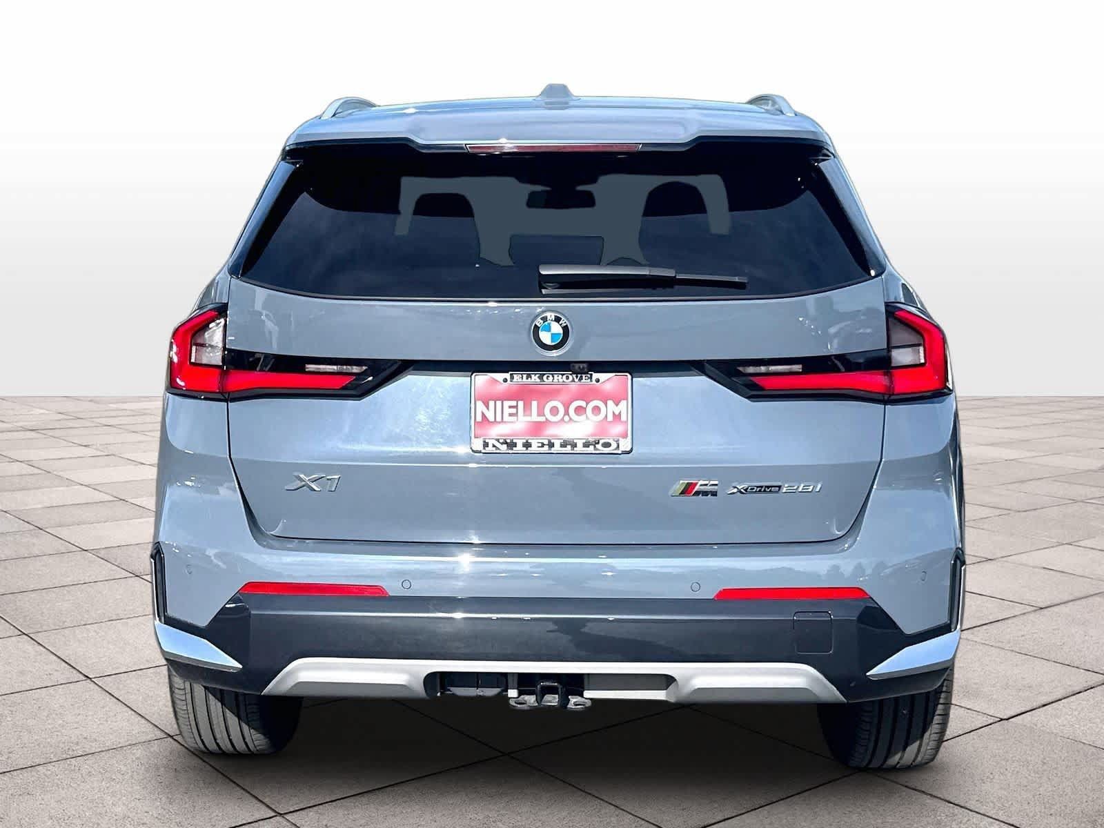 Used 2023 BMW X1 xDrive28i w/ Convenience Package AWD/4WD image 8