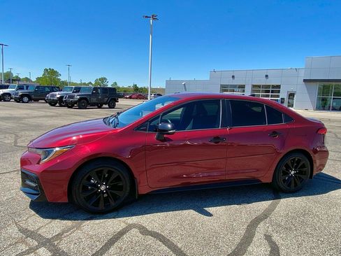 Used 2022 Toyota Corolla SE FWD image 16