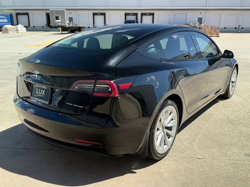 Used 2021 Tesla Model 3 Long Range AWD/4WD image 7