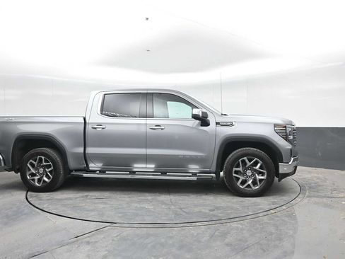 Used 2024 GMC Sierra 1500 SLT w/ SLT Premium Plus Package AWD/4WD image 9