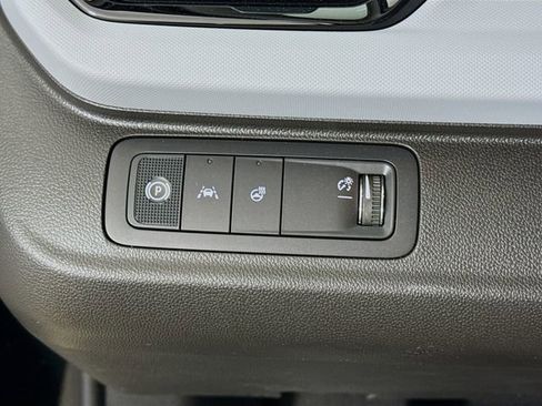 New 2027 Chevrolet Bolt LT w/ Comfort Package FWD image 12
