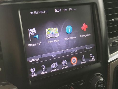 Used 2013 RAM 1500 Laramie w/ Convenience Group image 14