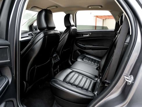 Used 2022 Ford Edge SEL AWD/4WD image 37