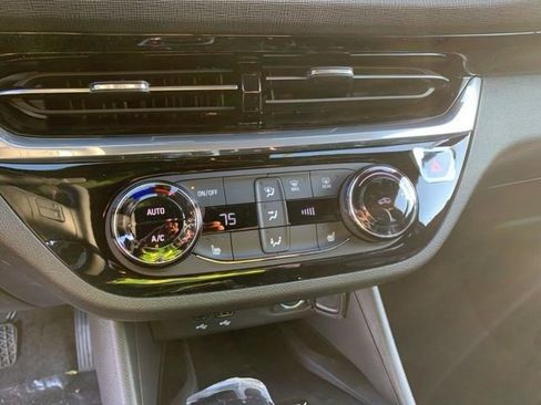 New 2026 Buick Envista Sport Touring w/ Convenience I Package FWD image 22