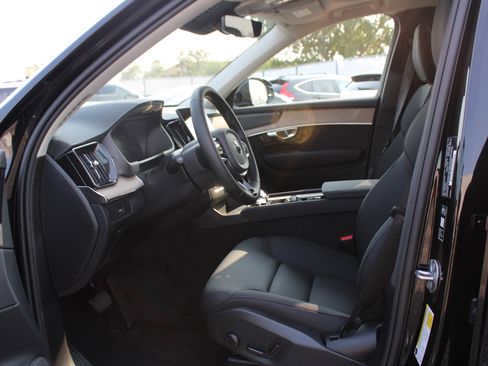 New 2026 Volvo XC90 B6 Plus w/ Protection Package Premier AWD/4WD image 56