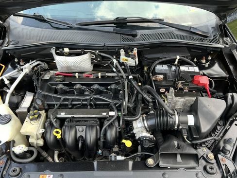 Used 2011 Ford Focus SES w/ 401A Rapid Spec Order Code FWD image 16