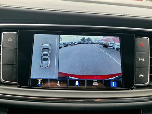 Used 2024 Buick Enclave Premium image 11
