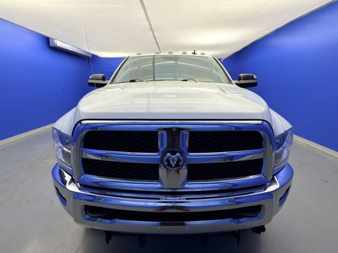 Used 2016 RAM 2500 SLT w/ Popular Equipment Group image 3