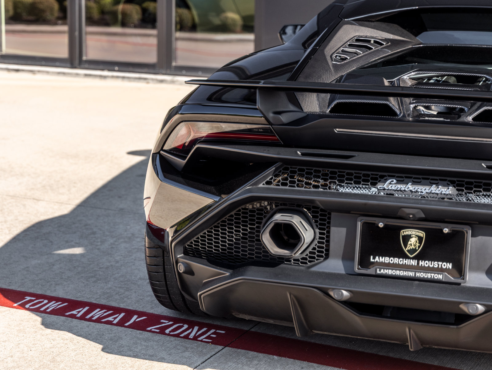 Used 2023 Lamborghini Huracan Tecnica RWD image 11