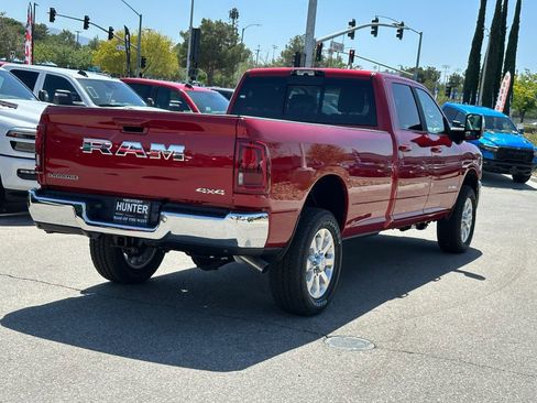 New 2026 RAM 2500 Laramie AWD/4WD image 7