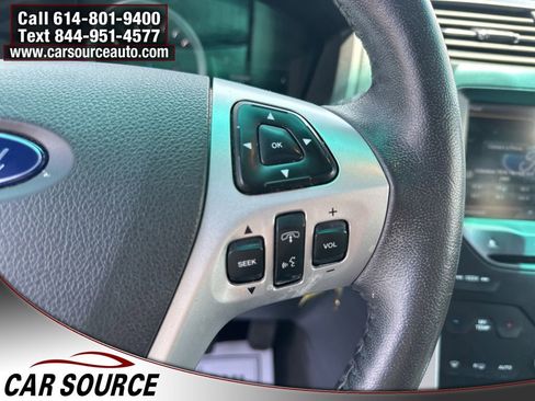 Used 2015 Ford Explorer XLT w/ Equipment Group 202B AWD/4WD image 18