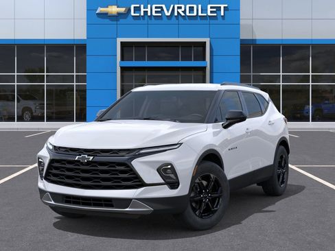New 2025 Chevrolet Blazer LT w/ Convenience Package image 6