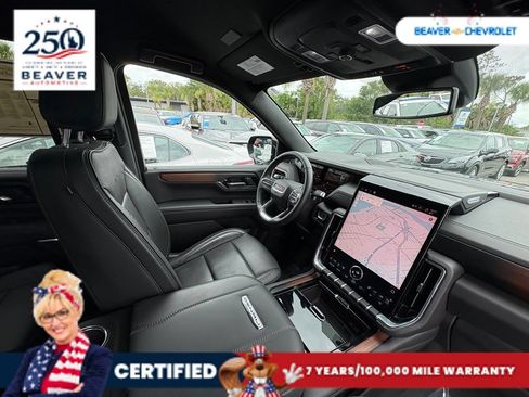 Used 2025 GMC Yukon Denali AWD/4WD image 25