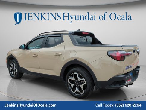 Certified 2023 Hyundai Santa Cruz Limited image 5