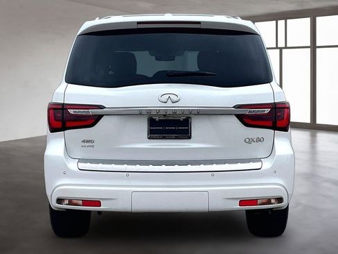 Used 2024 INFINITI QX80 Sensory AWD/4WD image 4