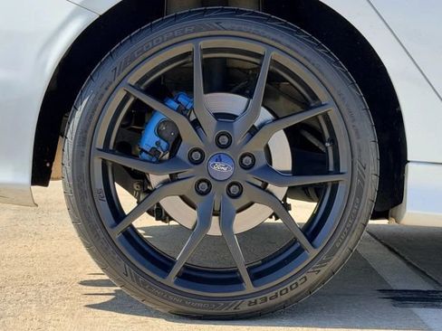 Used 2017 Ford Focus RS image 57