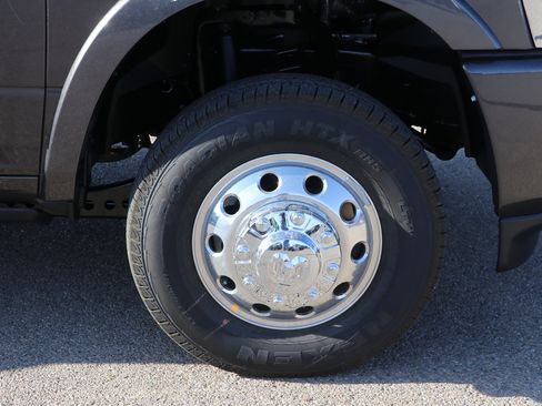 New 2027 RAM 3500 Longhorn AWD/4WD image 9