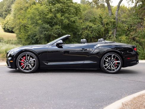 Used 2021 Bentley Continental GT image 5