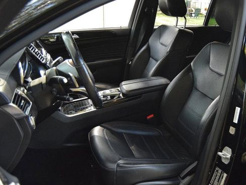 Used 2018 Mercedes-Benz GLE 43 AMG 4MATIC w/ Premium 3 Package image 21