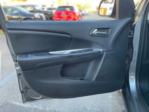 Used 2013 Dodge Journey American Value Package w/ Flexible Seating Group image 27