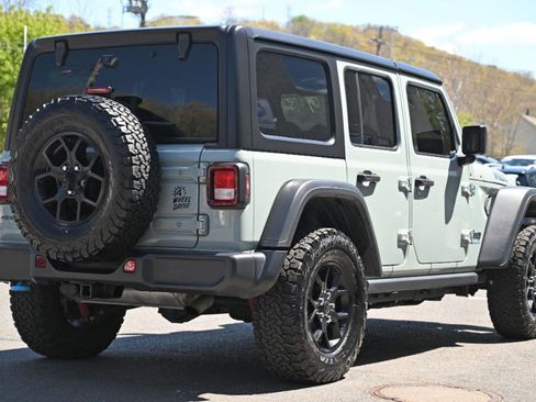 Used 2024 Jeep Wrangler Unlimited AWD/4WD image 5