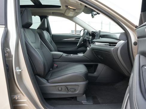 Certified 2024 INFINITI QX60 Luxe FWD image 21