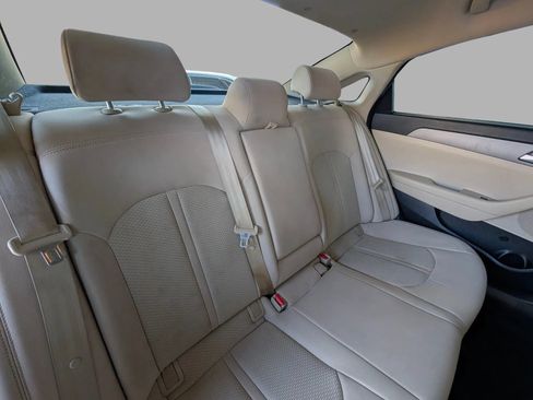 Used 2017 Hyundai Sonata SE FWD image 25