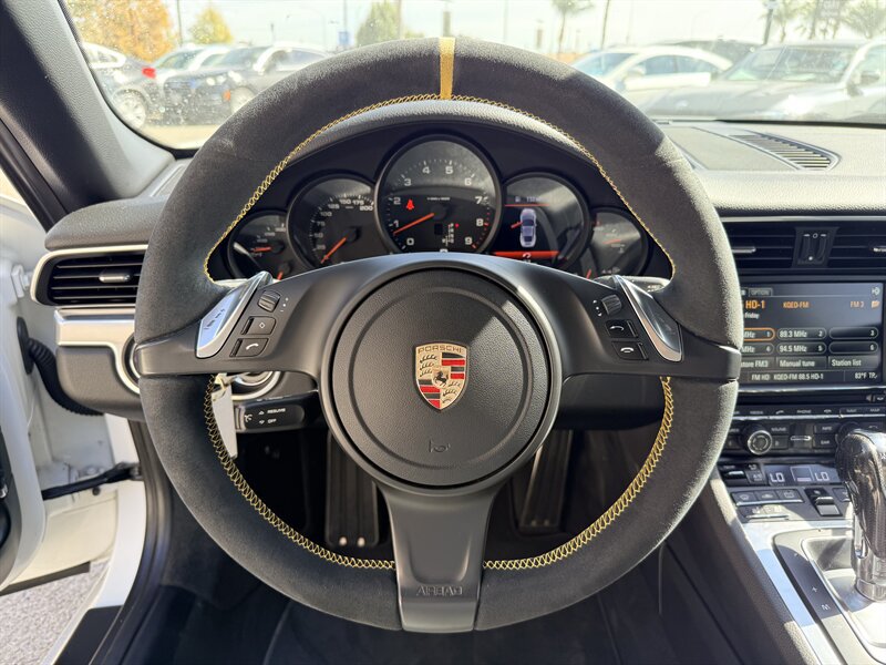 Used 2014 Porsche 911 Carrera RWD image 11