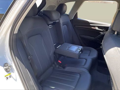 Used 2023 Audi Q5 2.0T Premium Plus w/ Premium Plus Package AWD/4WD image 18