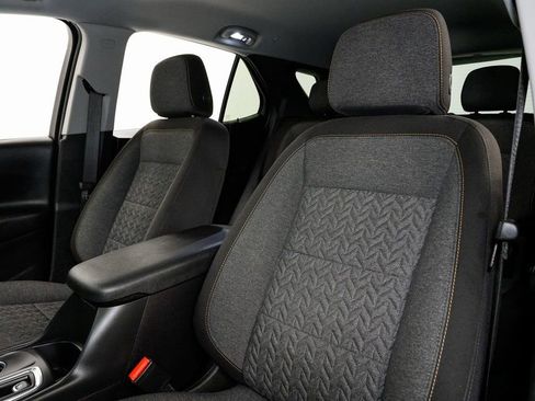 Used 2023 Chevrolet Equinox LT image 9