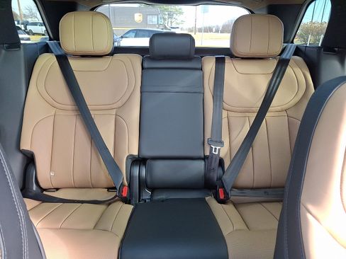 New 2026 Land Rover Range Rover Sport Dynamic SE image 16