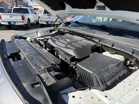 Used 2020 Nissan Titan S w/ S Utility Package image 11