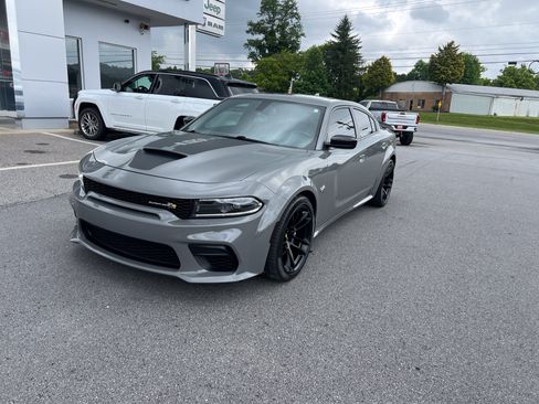 Used 2023 Dodge Charger Scat Pack RWD image 6