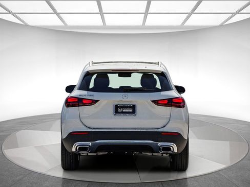 New 2026 Mercedes-Benz GLA 250 image 3