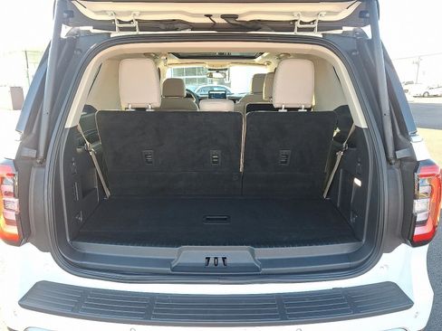 Used 2024 Ford Expedition Limited image 55