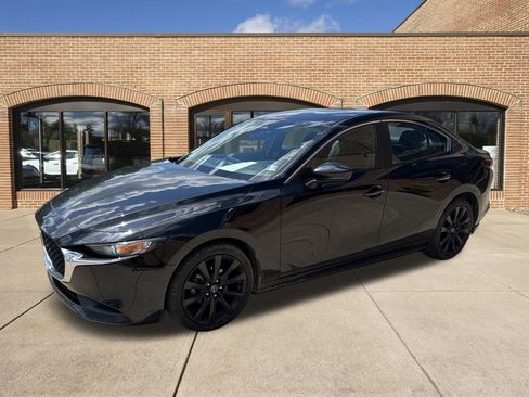 Used 2024 MAZDA MAZDA3 s FWD image 7
