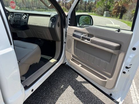 Used 2008 Ford F250 XL RWD image 17