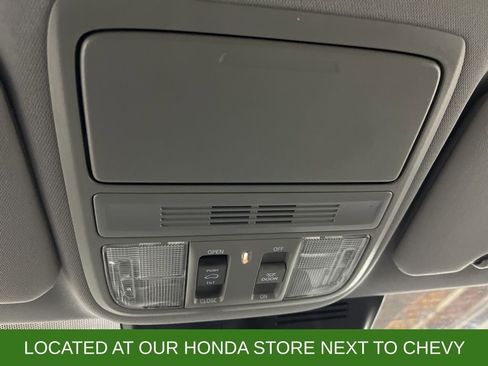 Used 2021 Honda CR-V EX image 15