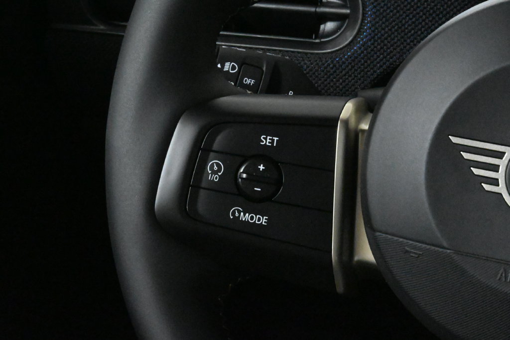 Certified 2025 MINI Cooper S FWD image 20