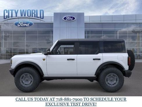 New 2025 Ford Bronco Badlands AWD/4WD image 3