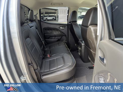 Certified 2022 GMC Canyon Denali image 16